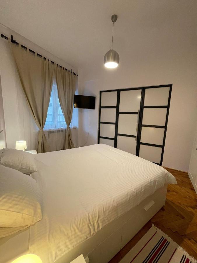부쿠레슈티 Interbellic Flat 아파트 외부 사진