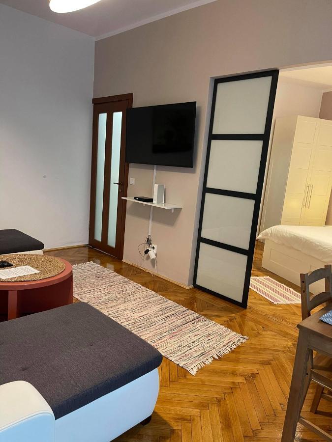 부쿠레슈티 Interbellic Flat 아파트 외부 사진
