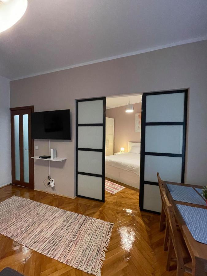 부쿠레슈티 Interbellic Flat 아파트 외부 사진